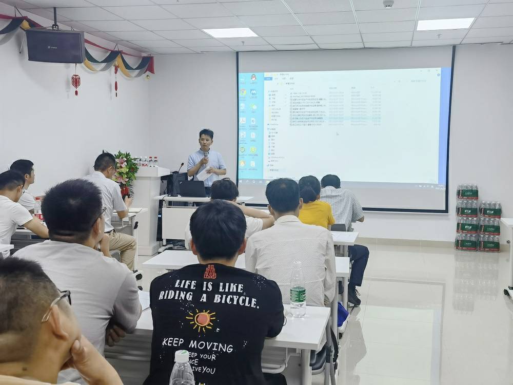 半岛网站网页版-半岛(中国)药业技术交流会 (3) - 副本.jpg